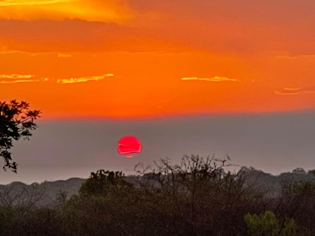 Stunning Mountain Views From A 3-Bedroom Home With Pool Hoedspruit Exterior foto